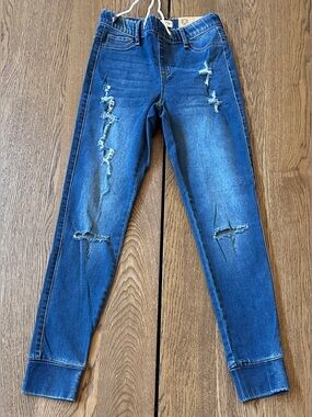 NWOT. Blue Turtle Women’s Pull Up Stretch Blue Denim Jeggings Size 1